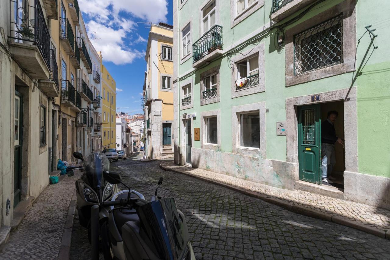 Charming Apartment Travessa Do Alcaide Lisboa Eksteriør bilde